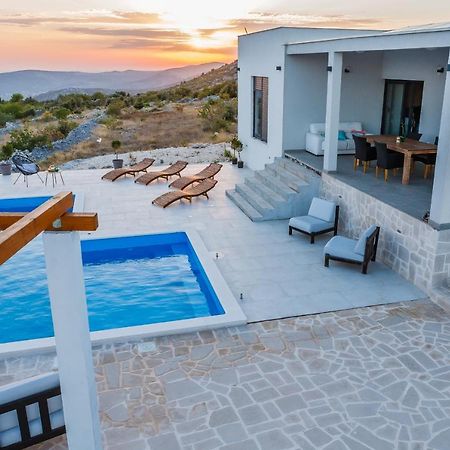 Villa Zlatno Sunce In The Hills Near Trogir Vrsine Екстер'єр фото