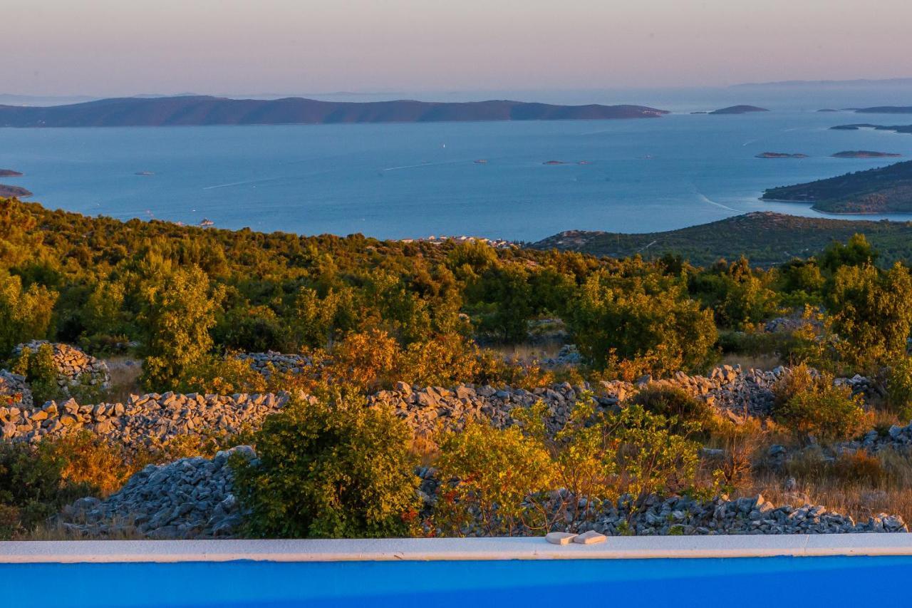Villa Zlatno Sunce In The Hills Near Trogir Vrsine Екстер'єр фото
