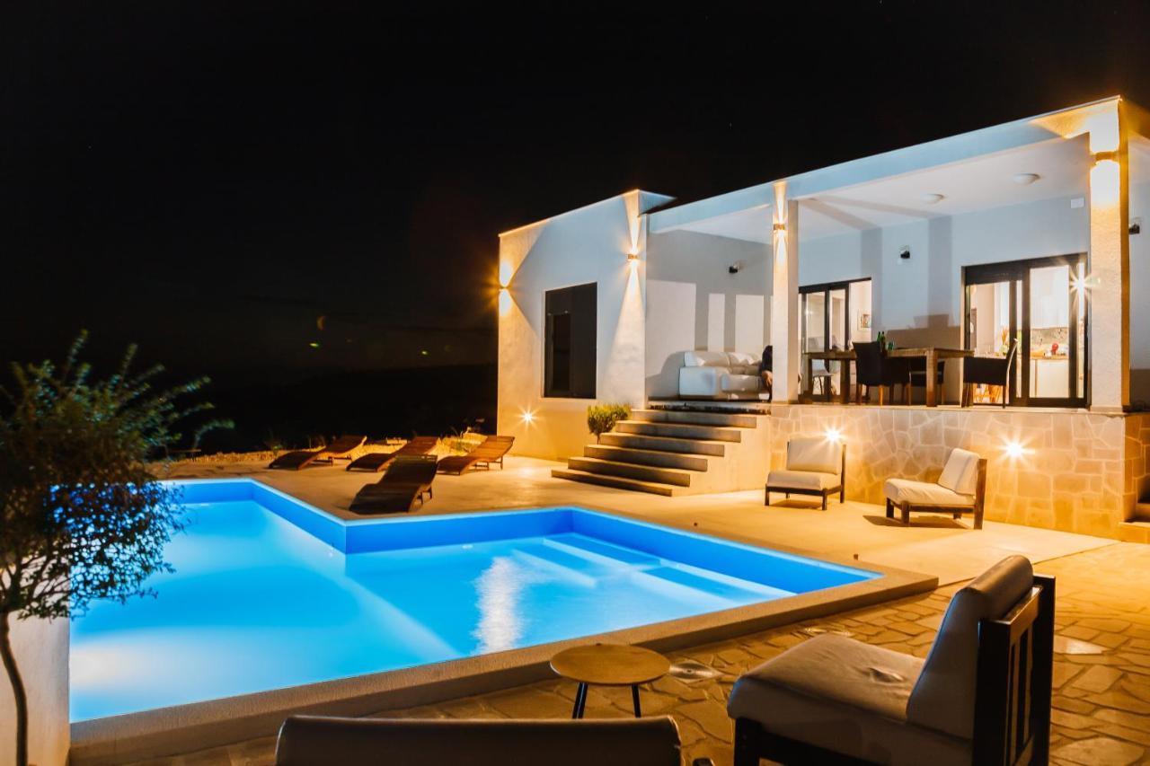 Villa Zlatno Sunce In The Hills Near Trogir Vrsine Екстер'єр фото