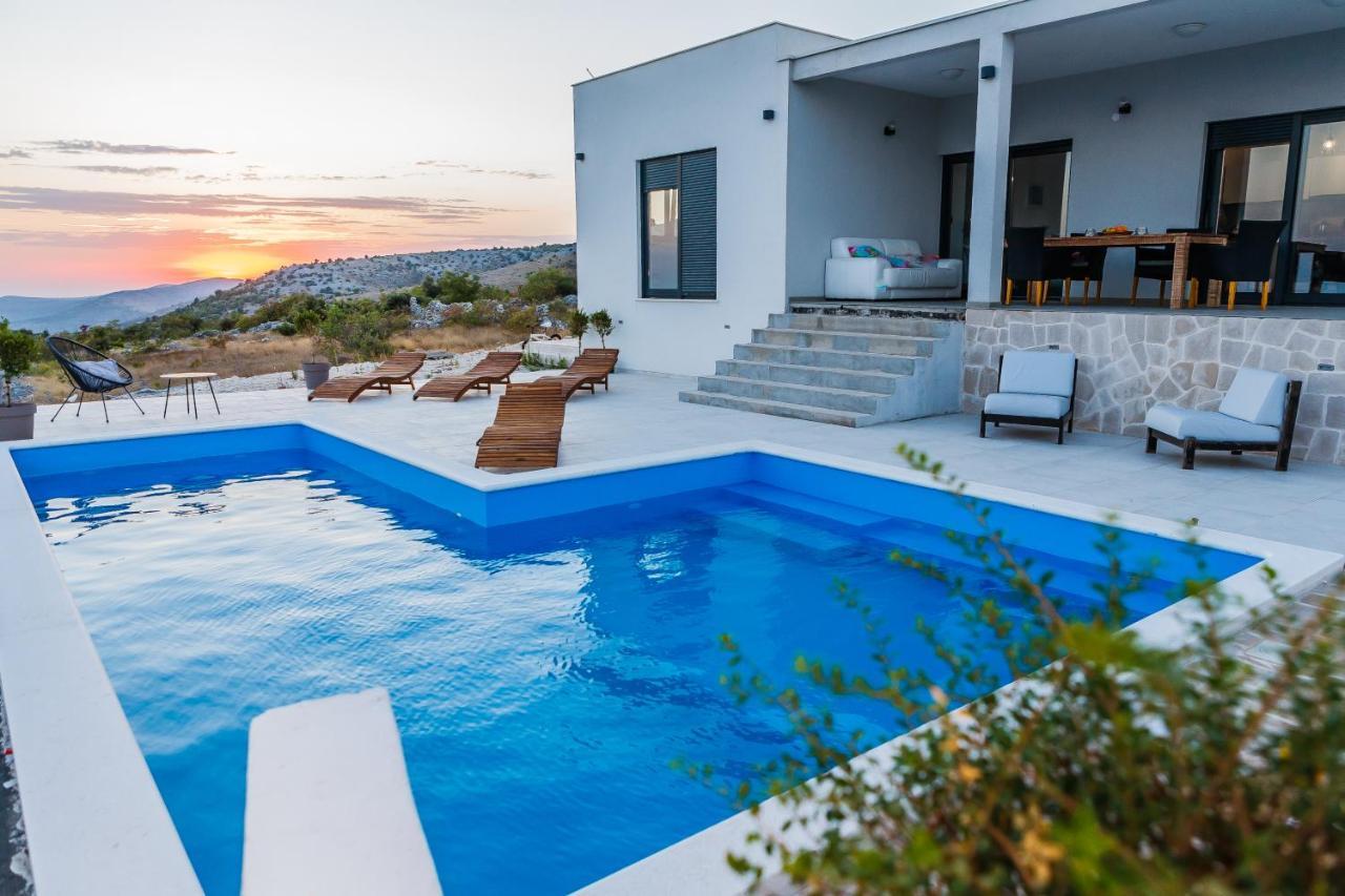 Villa Zlatno Sunce In The Hills Near Trogir Vrsine Екстер'єр фото