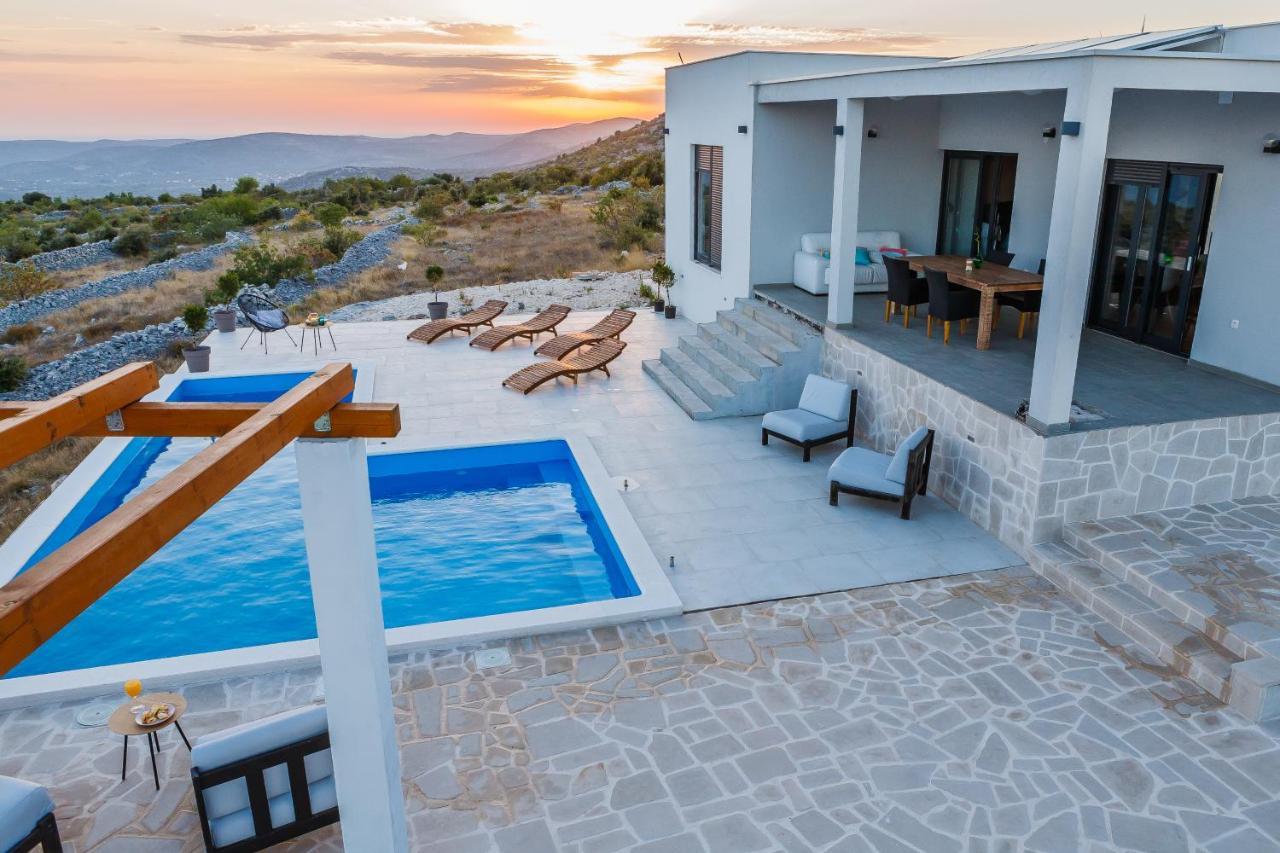 Villa Zlatno Sunce In The Hills Near Trogir Vrsine Екстер'єр фото