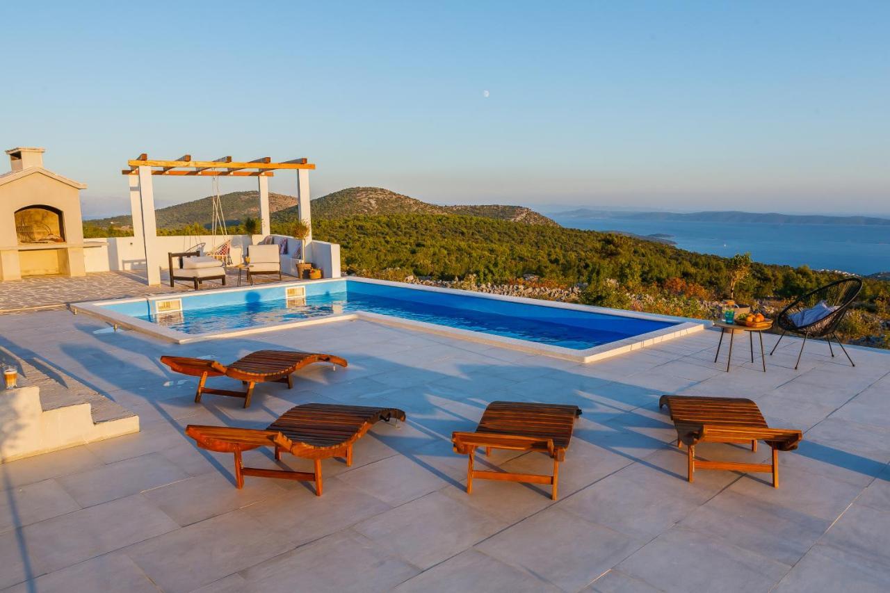 Villa Zlatno Sunce In The Hills Near Trogir Vrsine Екстер'єр фото